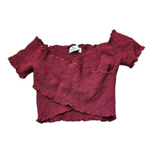 Hollister XS Red Short Sleeve Cropped Shirt